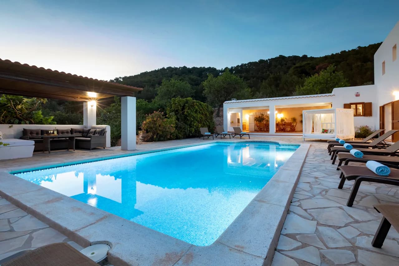 Charming Six Bedroom Retreat in Ibiza, foto 3