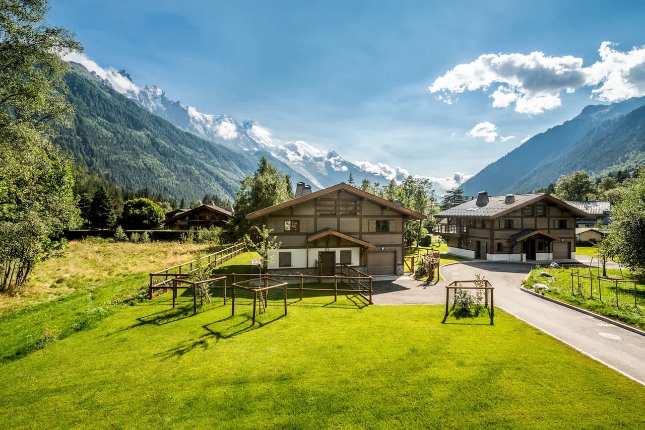 Chalet with Jacuzzi and Cinema in Chamonix Mont Blanc, photo 2