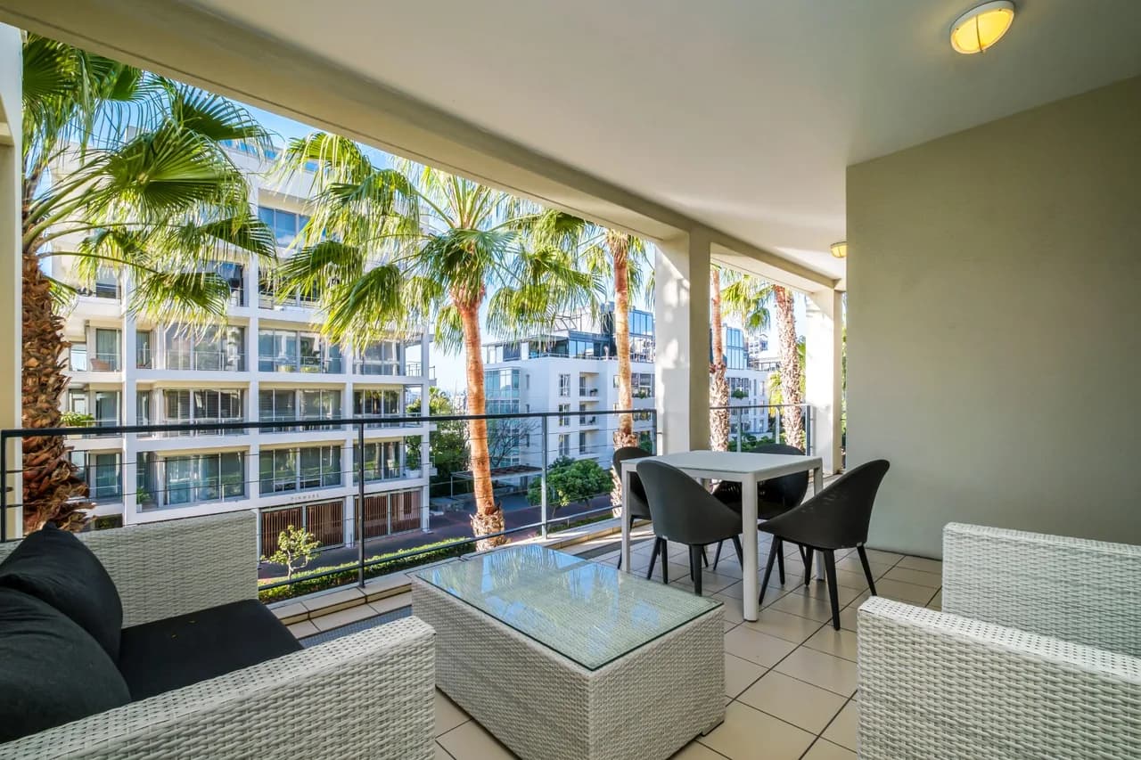 Waterfront Apartment with Canal Views in Cape Town, Foto 4