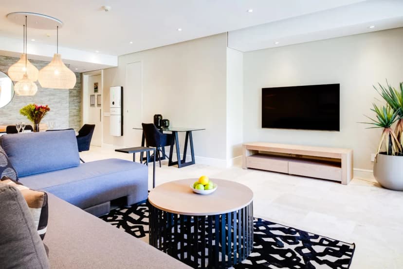 Beautiful Apartment at the Waterfront Marina Altmore 001