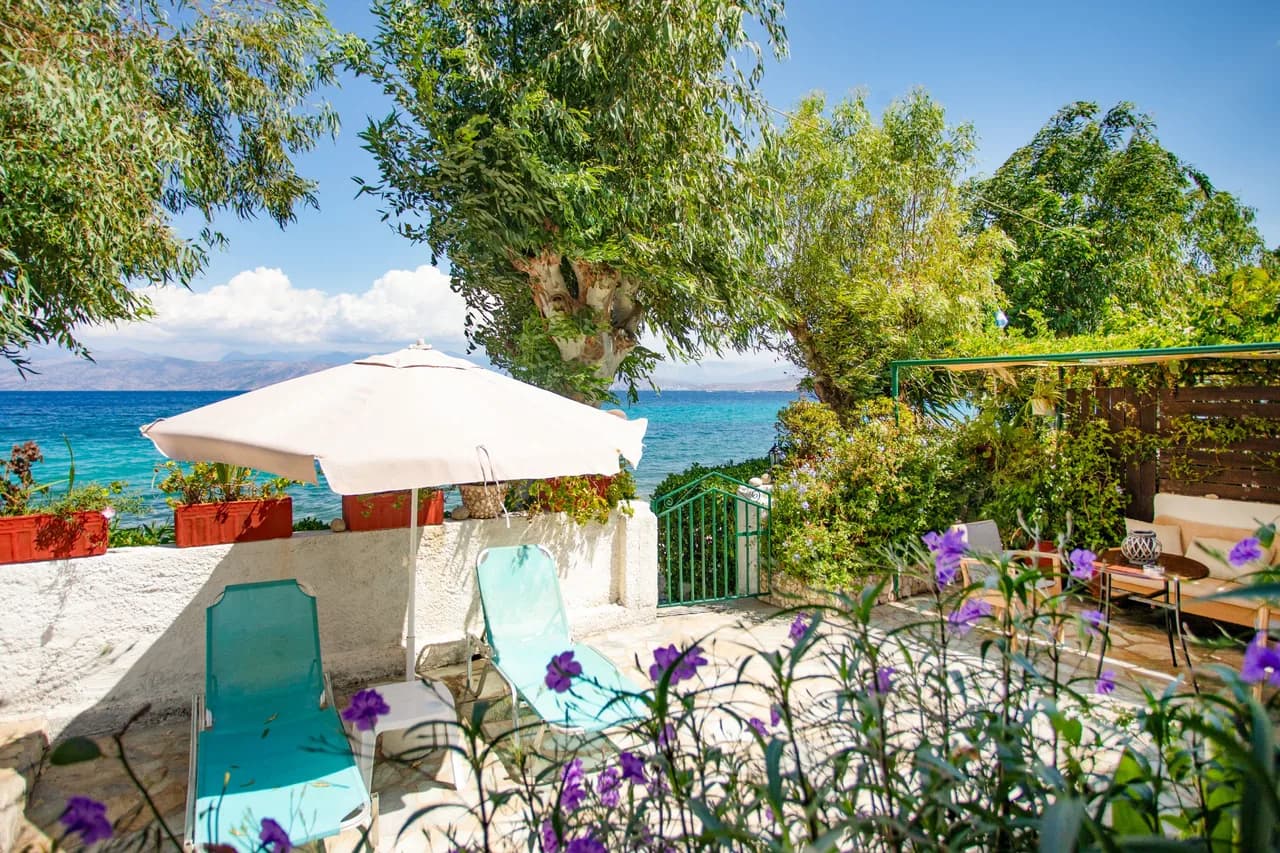 Garden View Beach Villa in Kassiopi, Foto 2