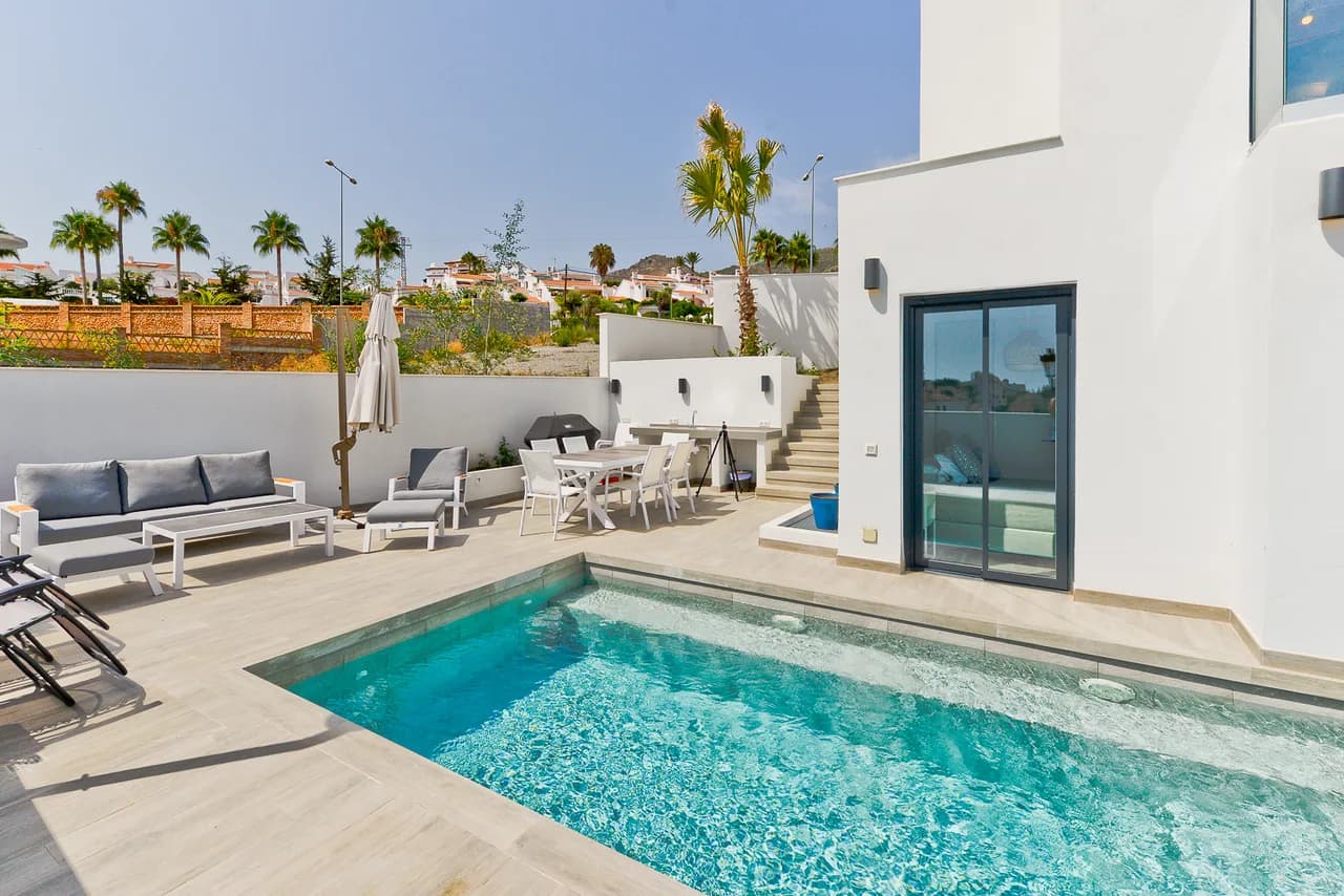 Heated Private Pool Villa in Costa del Sol photo 3