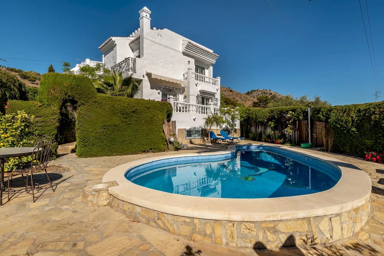 Los olivos villa with heated pool  photo 4