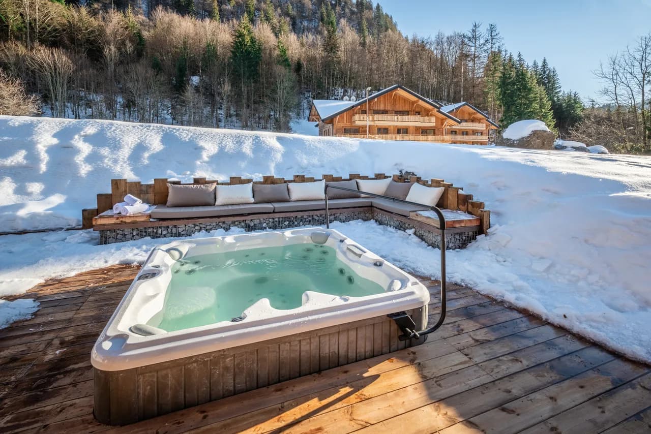 Ski-In Chalet with Hot Tub in Montriond, foto 4
