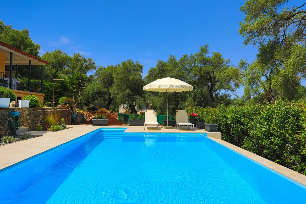 Charming Pool Villa Near Beach in Perithia, Corfu, foto 2