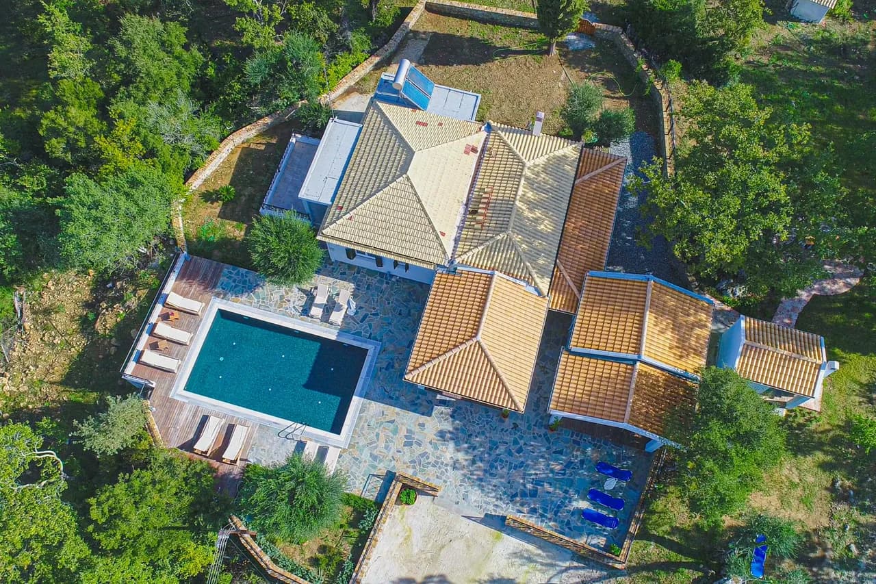 Forest Retreat Villa in Souleika, photo 2
