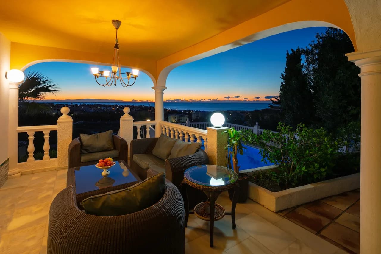 Spacious Family Villa Near Beach in Las Lagunas de Mijas, Foto 4