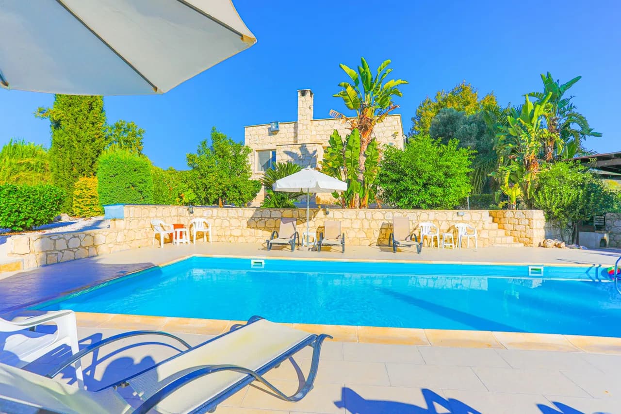 Spacious Garden Villa in Skoulli, Paphos, Cyprus photo 2