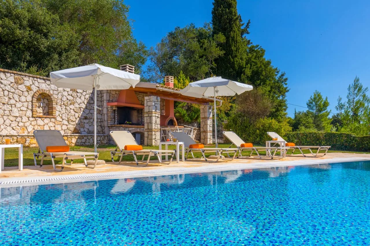 Well-Equipped Three Bedroom Villa in Corfu, Foto 2