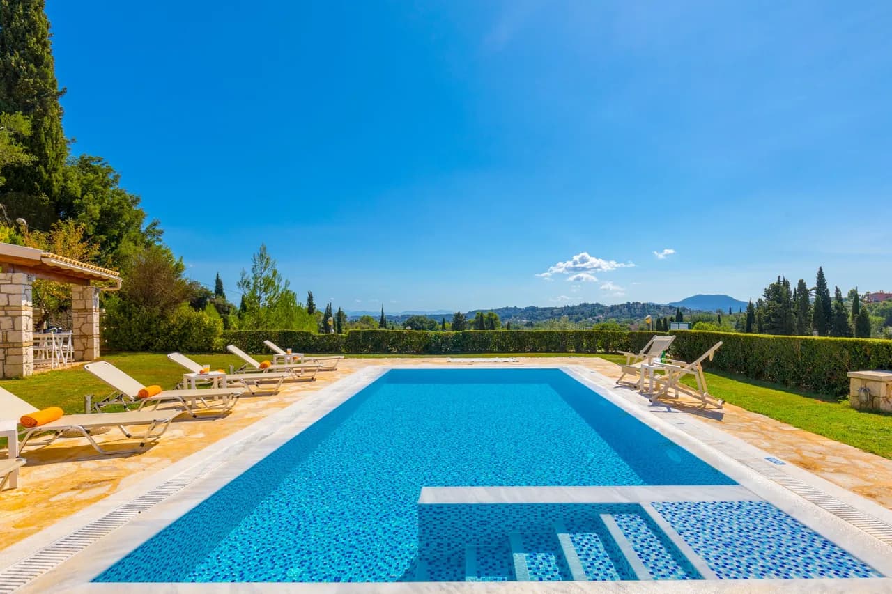 Well-Equipped Three Bedroom Villa in Corfu, Foto 3