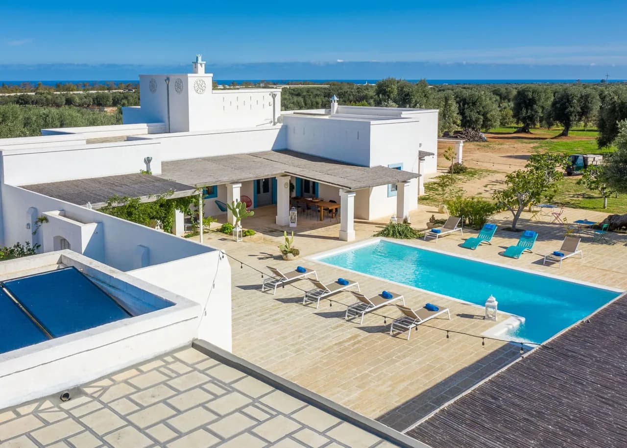 Traditional Masseria with Scenic Terrace in Puglia photo 2