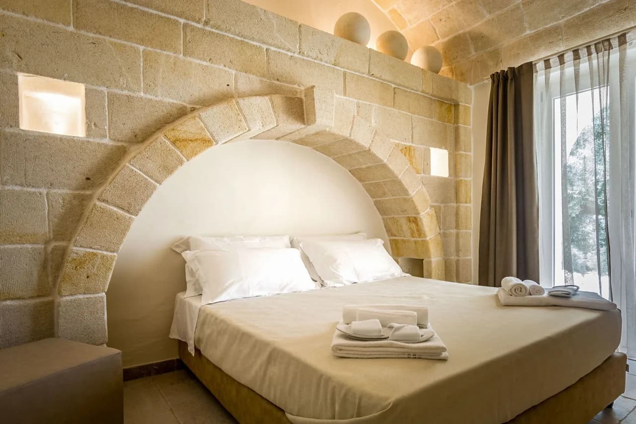 Elegant Eight Bedroom Villa in Puglia photo 5
