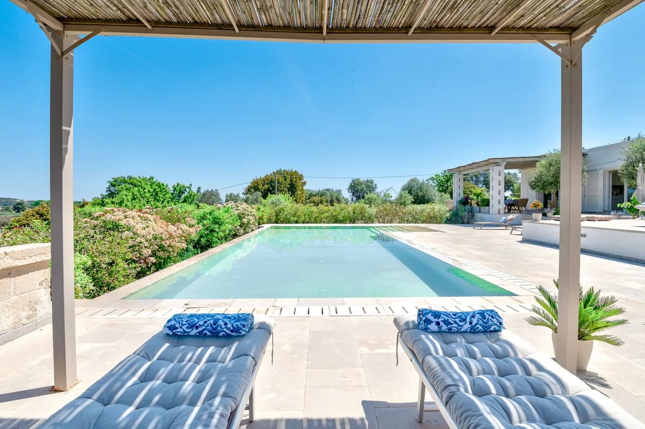 Charming Three Bedroom Villa in Puglia photo 2