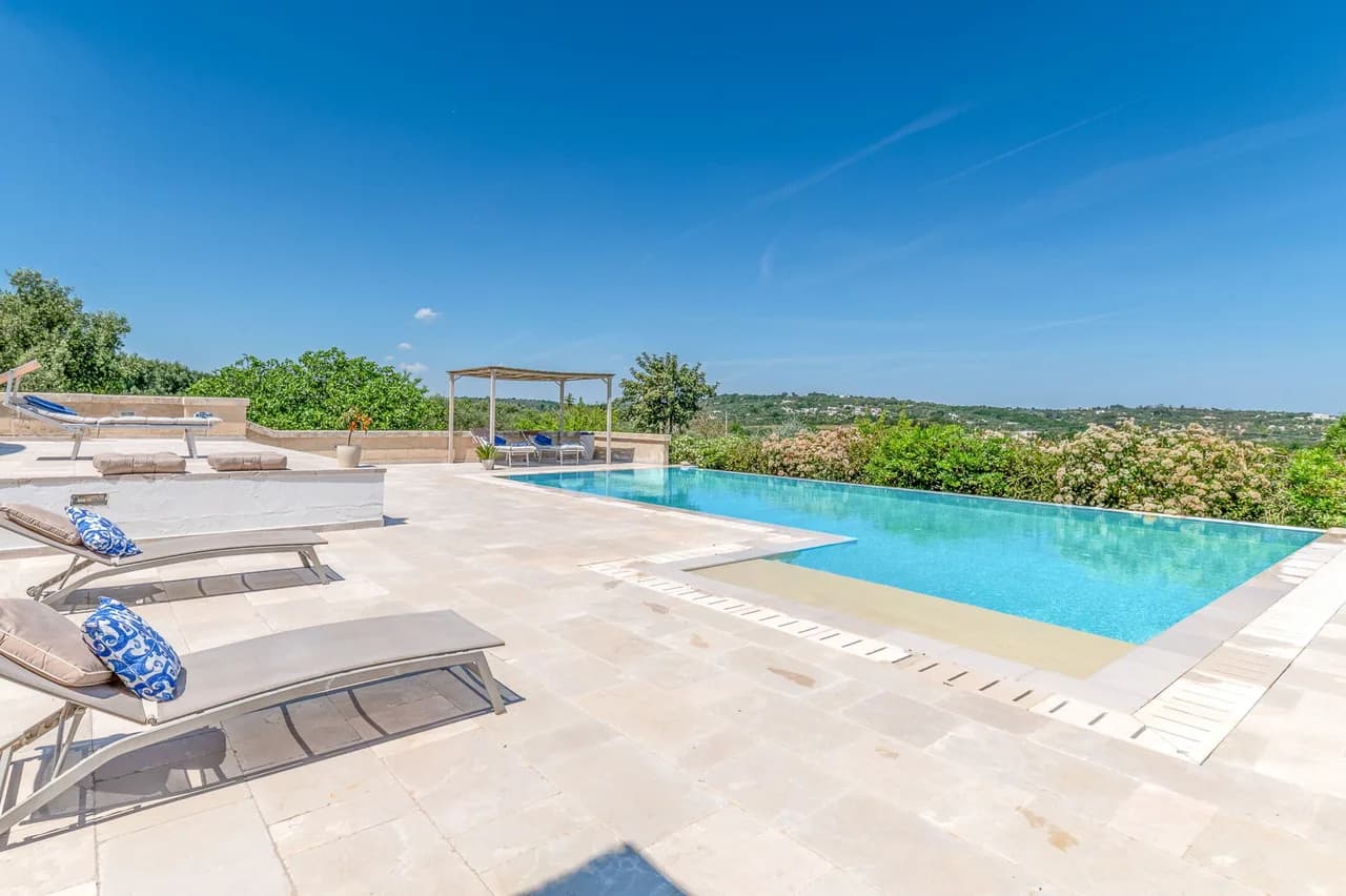 Charming Three Bedroom Villa in Puglia photo 3