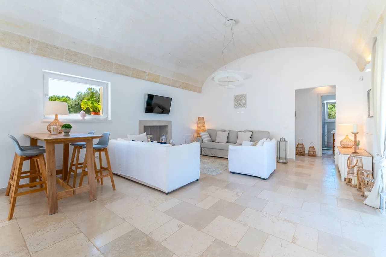 Charming Three Bedroom Villa in Puglia photo 5