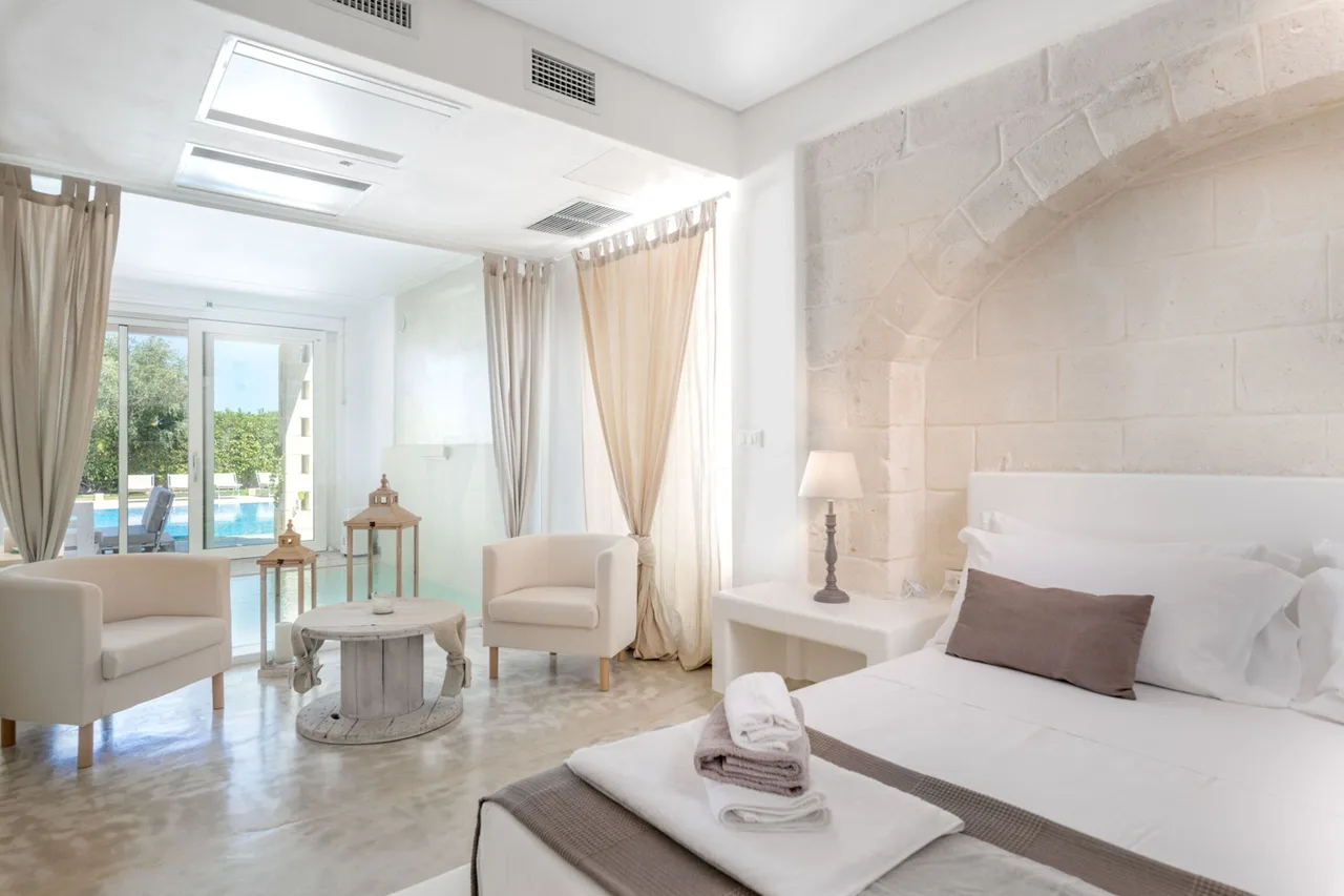 Charming Six Bedroom Villa in Puglia photo 3