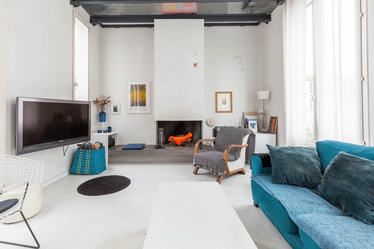 Elegant Four Bedroom Villa in Paris