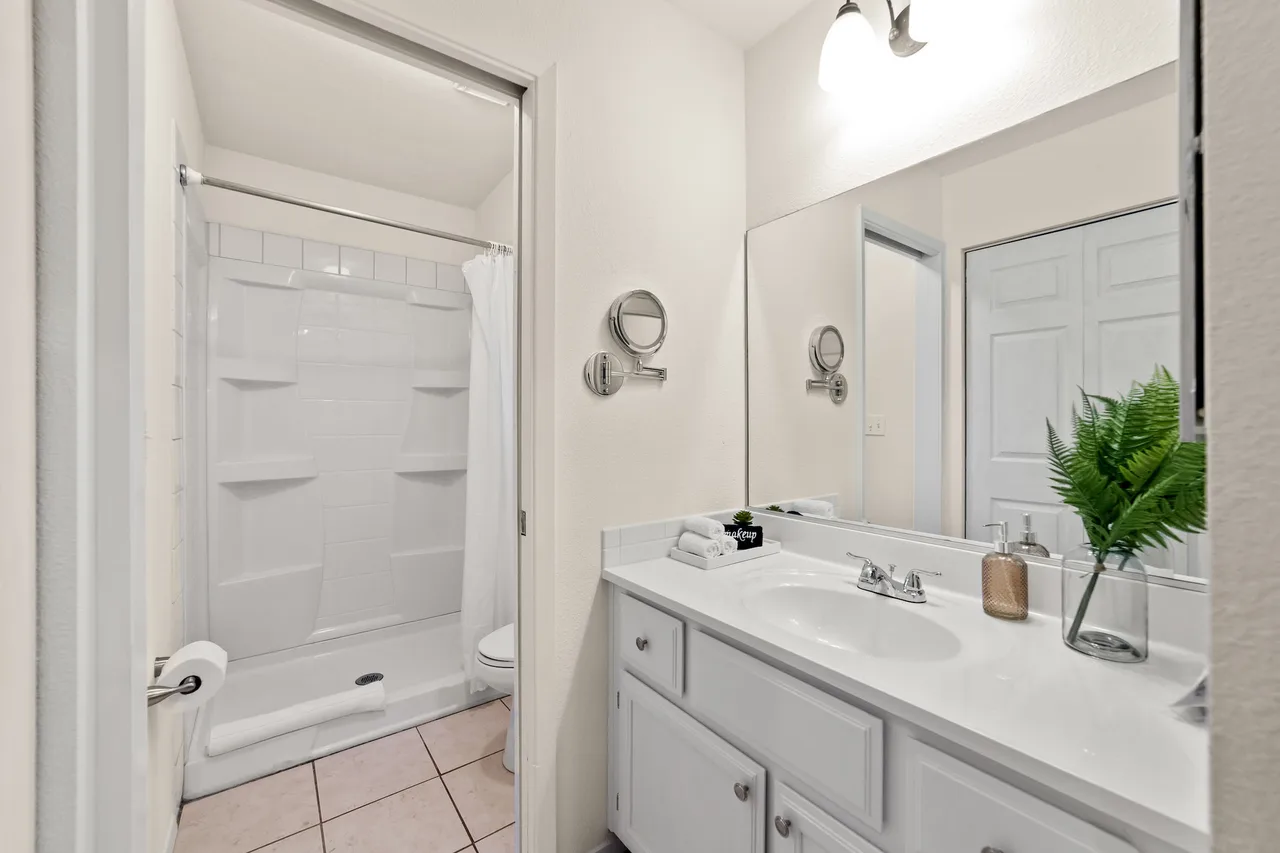 Reno 4BR · Fireplace, Near Downtown, foto 4