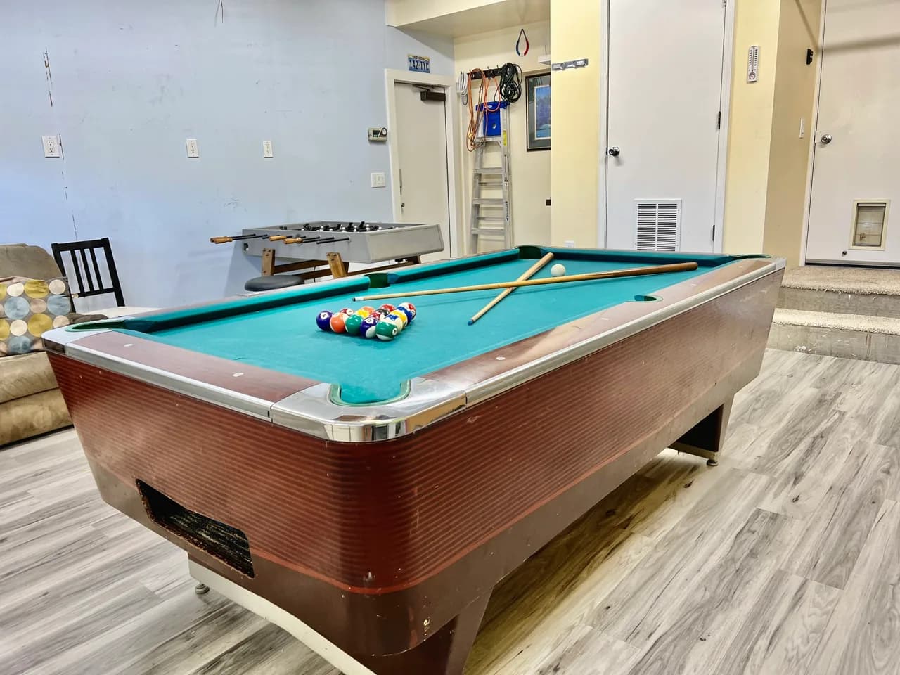 Casa Familiar en Reno con Sala de Juegos y Amplio Jardín, foto 2