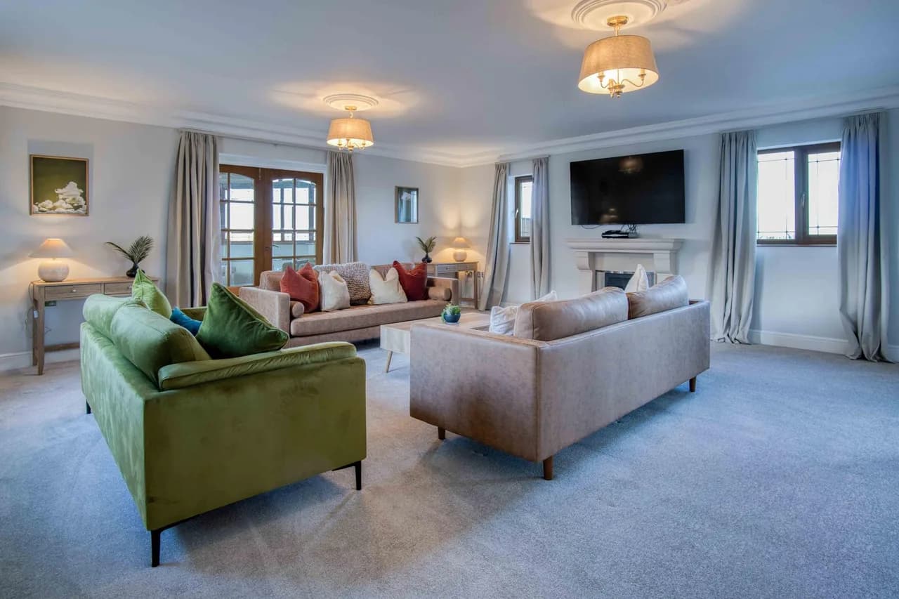 Knights Rest - 4 Bed Holiday Home - Princes Gate photo 2