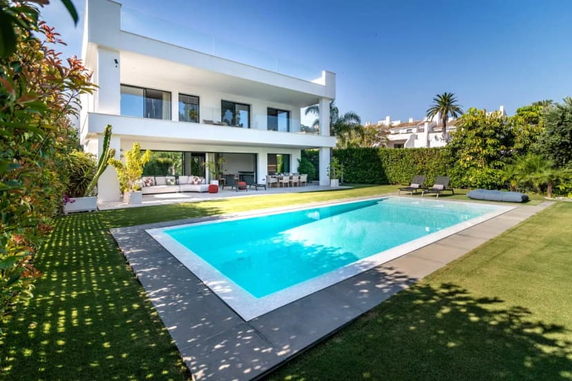 Charming Terrace Villa in Marbella