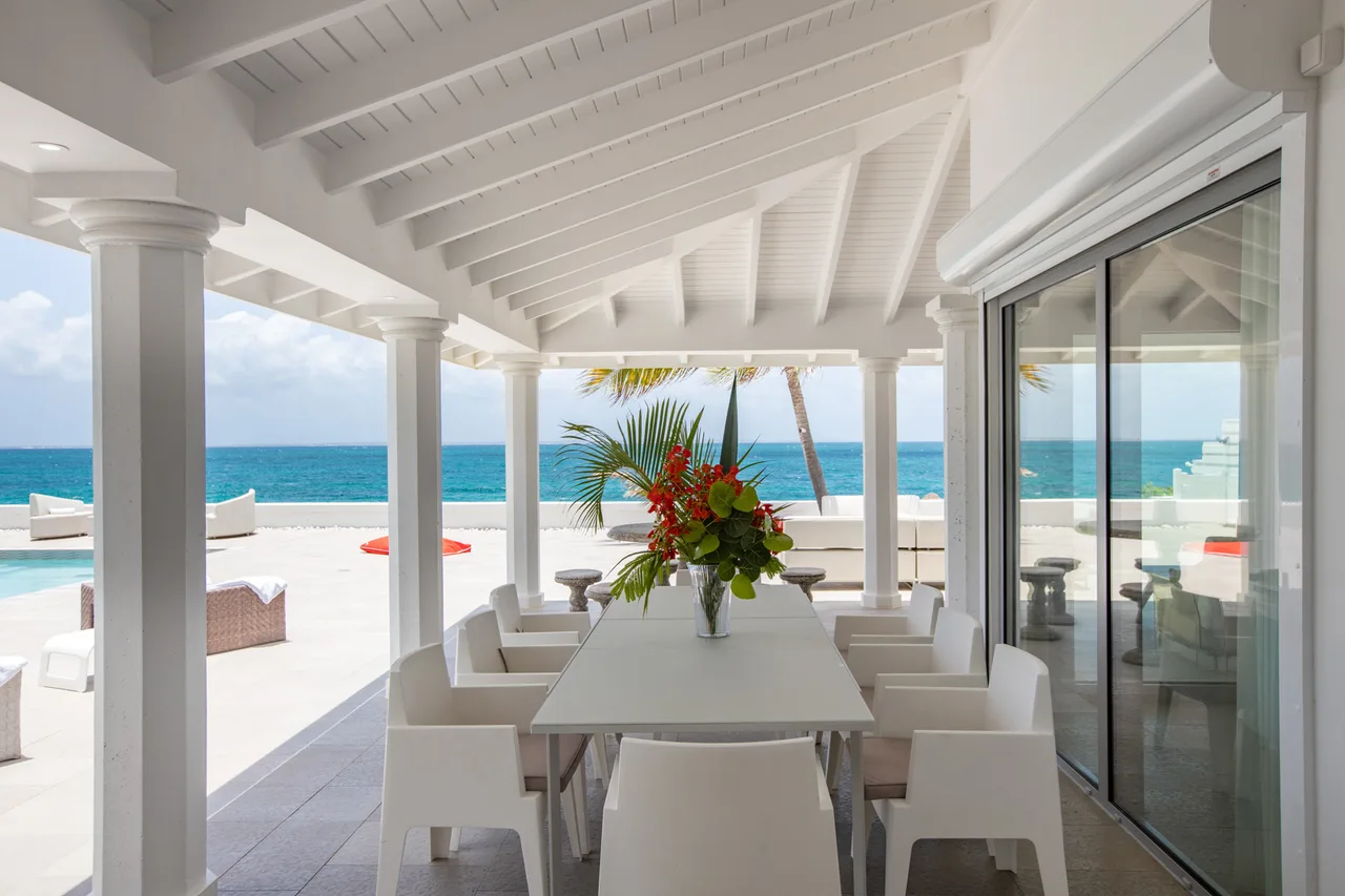 Secluded Coastal Retreat in Saint Martin photo 4