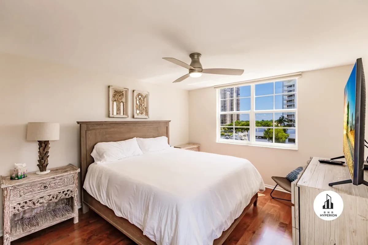 Uhost AI | 3BR Intracoastal Resort Condo photo 4