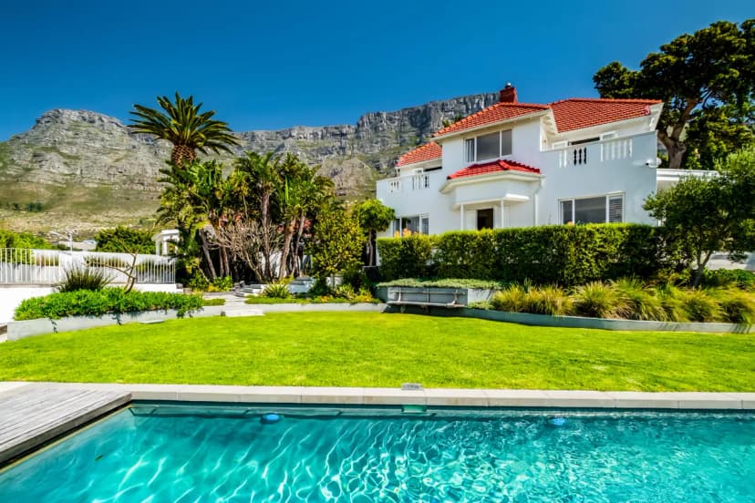 Heritage Home with Sweeping City Views in Cape Town