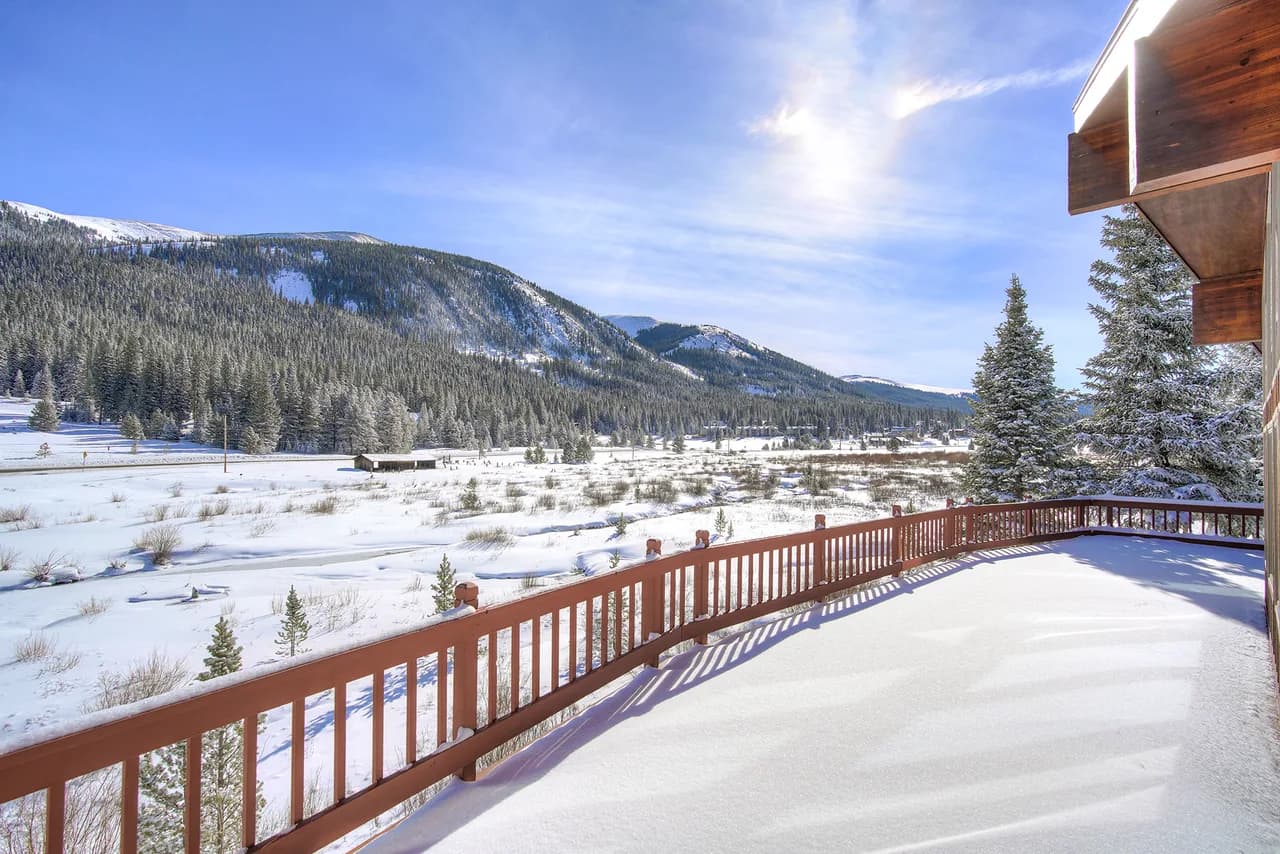 Evan's Mountain Lodge photo 2