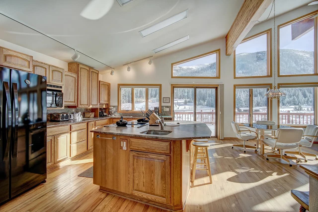 Evan's Mountain Lodge photo 4