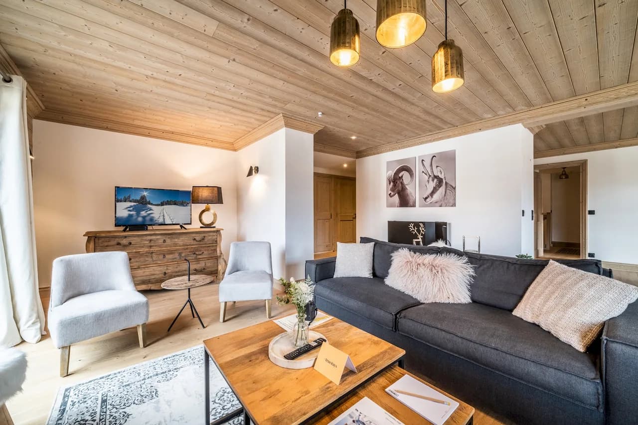 Modern Four Bedroom Apartment in Courchevel Moriond photo 3