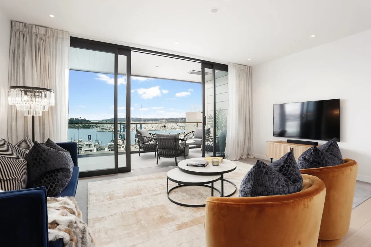 Contemporary City View Apartment in Auckland photo 3