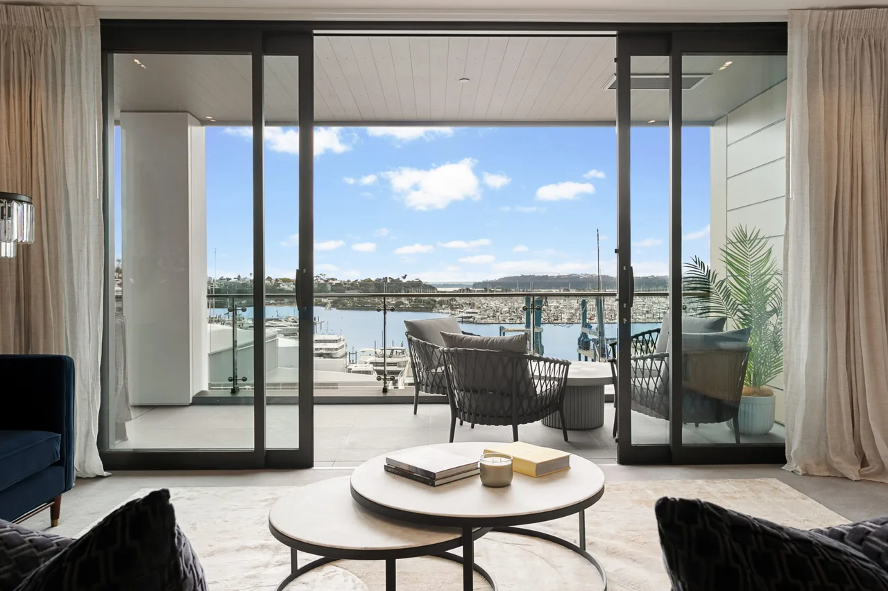 Contemporary City View Apartment in Auckland photo 4