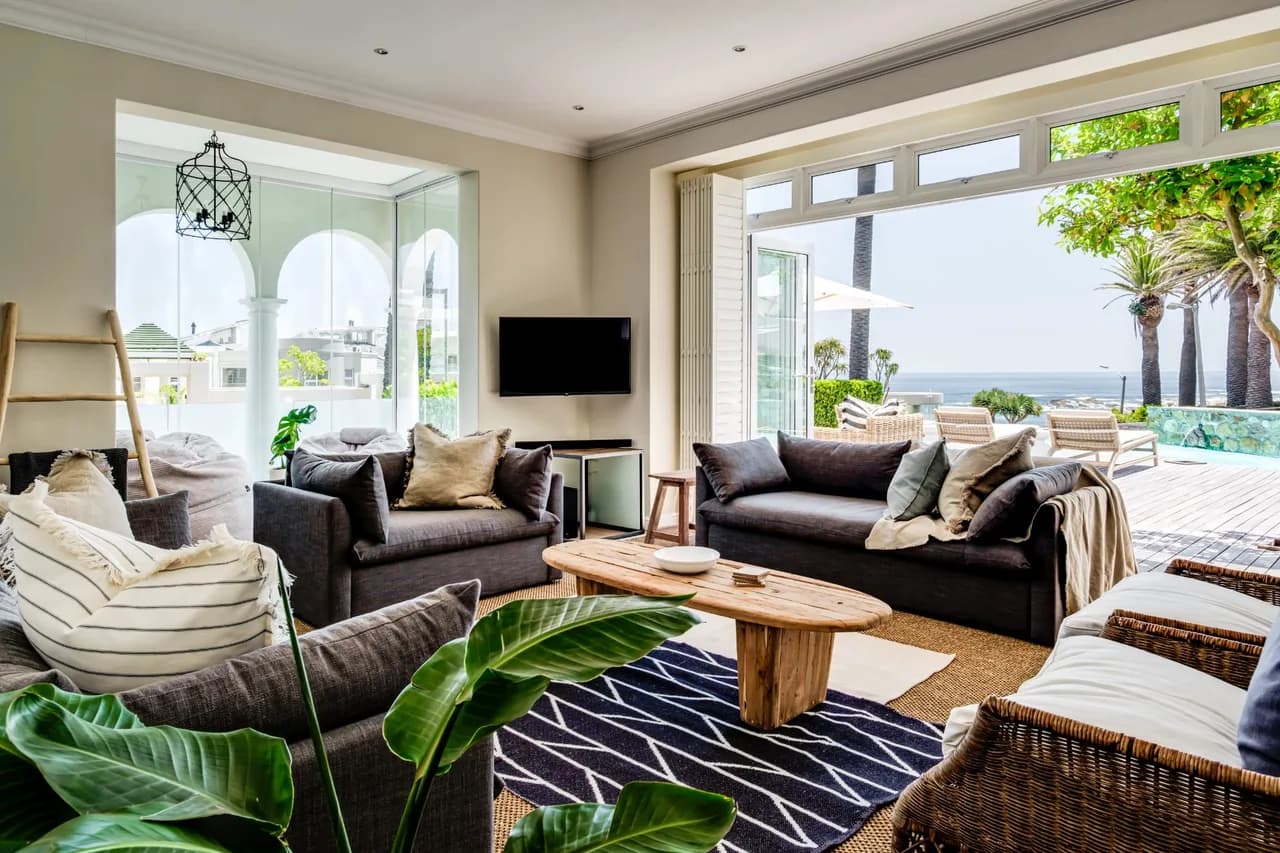 Beachside Four Bedroom Villa in Camps Bay, Foto 2