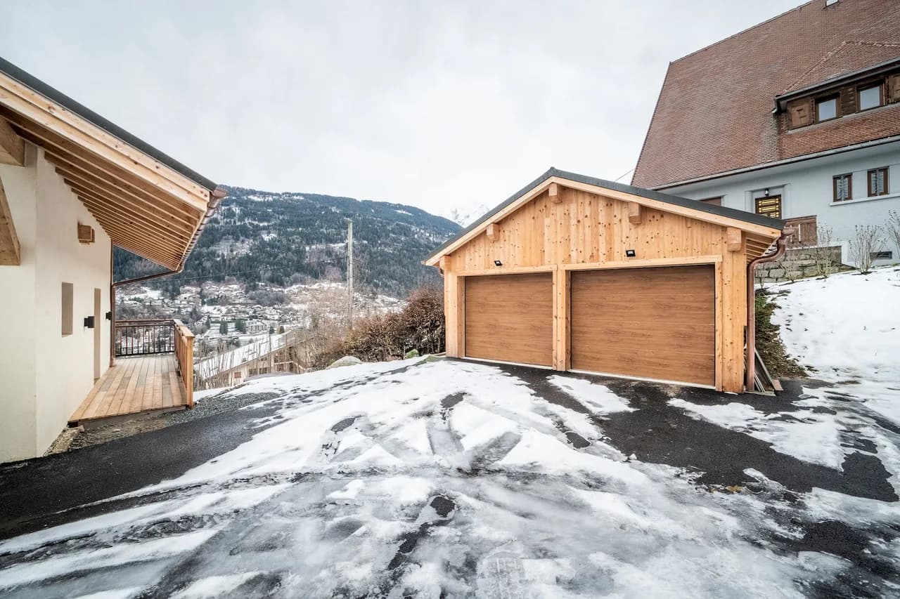 Modern Chalet with Hot Tub in Saint-Gervais photo 4
