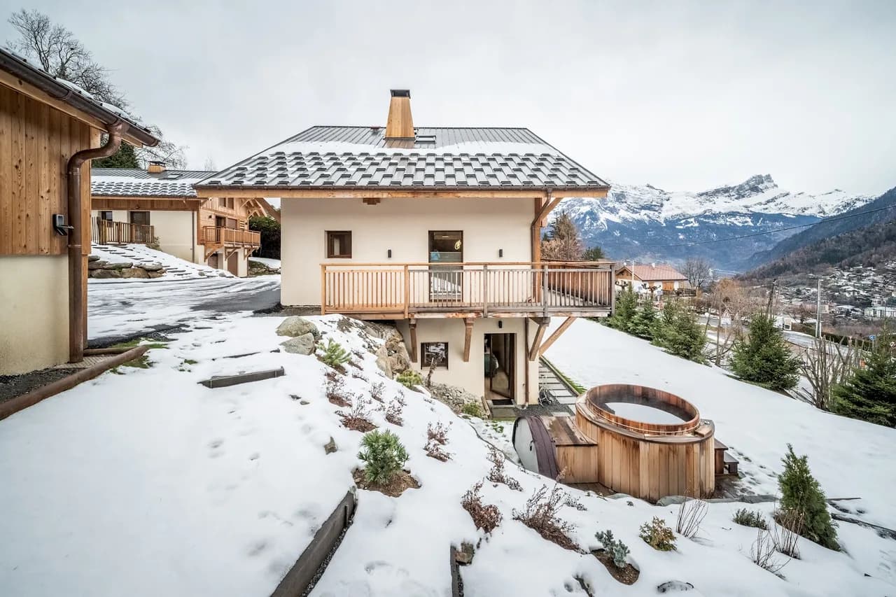 Modern Chalet with Hot Tub in Saint-Gervais photo 5