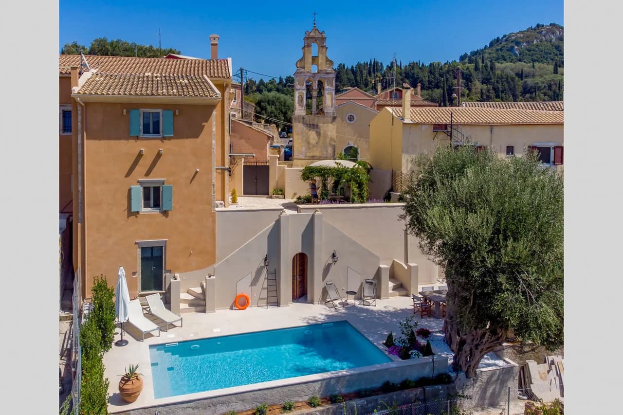 Charming Villa with Modern Amenities in Gastouri, Foto 4