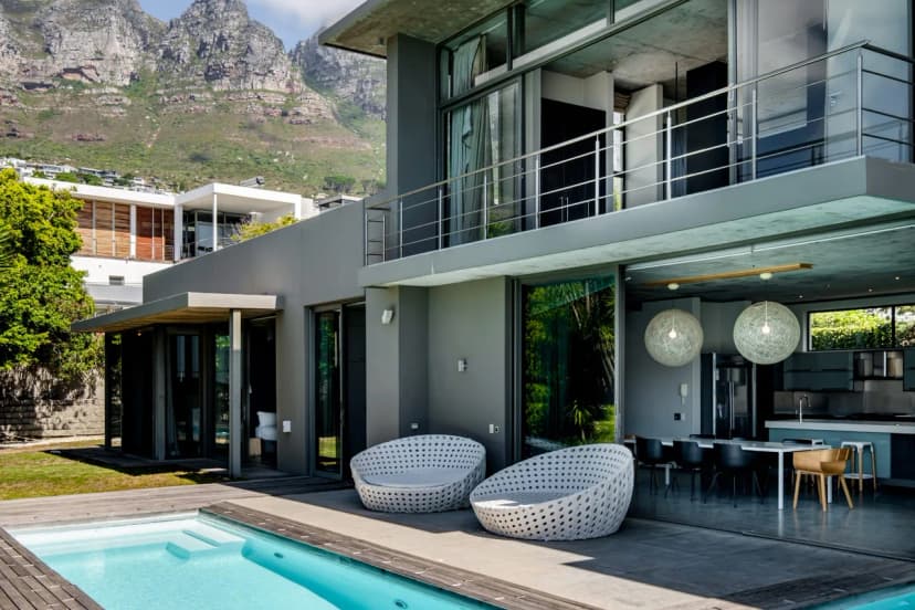 Modern Luxury Villa in Camps Bay, Cape Town