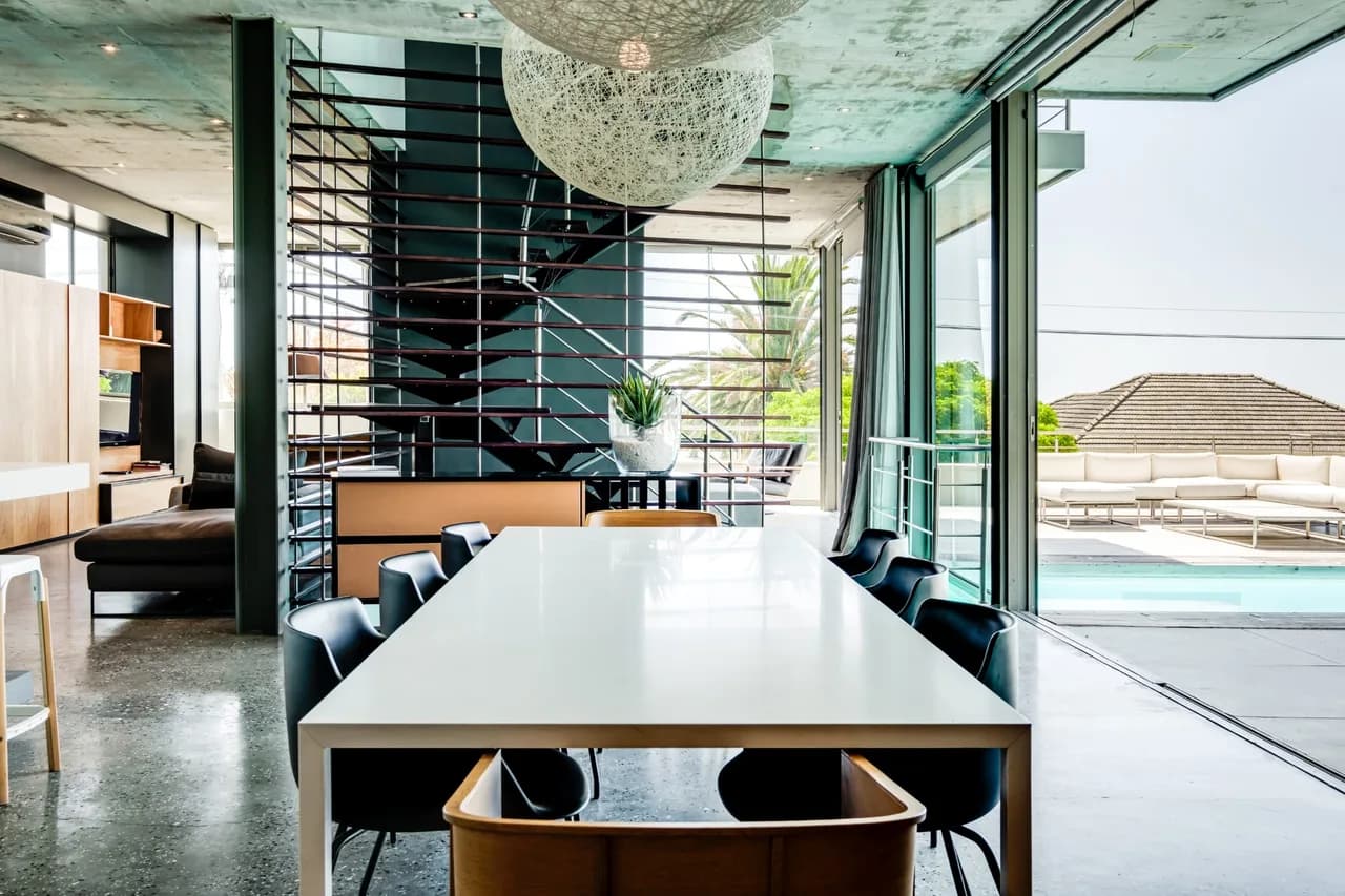 Contemporary Villa with Ocean Views in Camps Bay, Foto 3