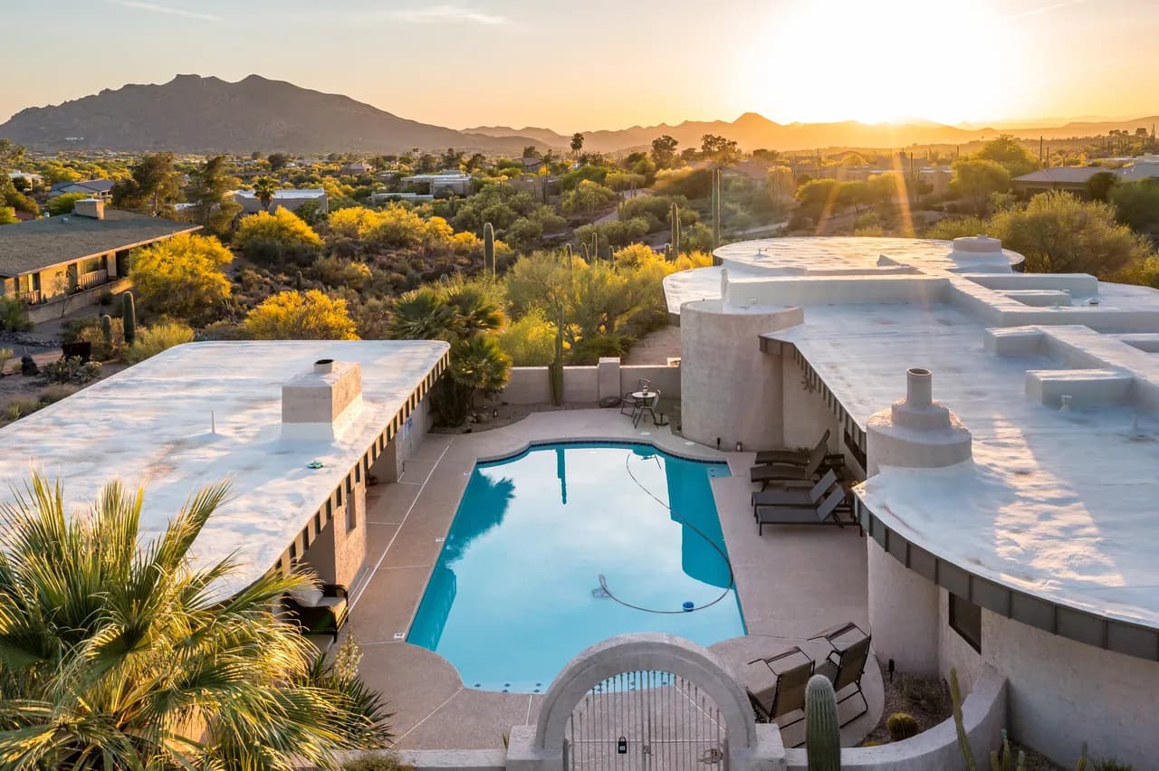 Carefree Crest: Jaw Dropping VIEWS, Pool, 2 Casitas, Outdoor Living! photo 2