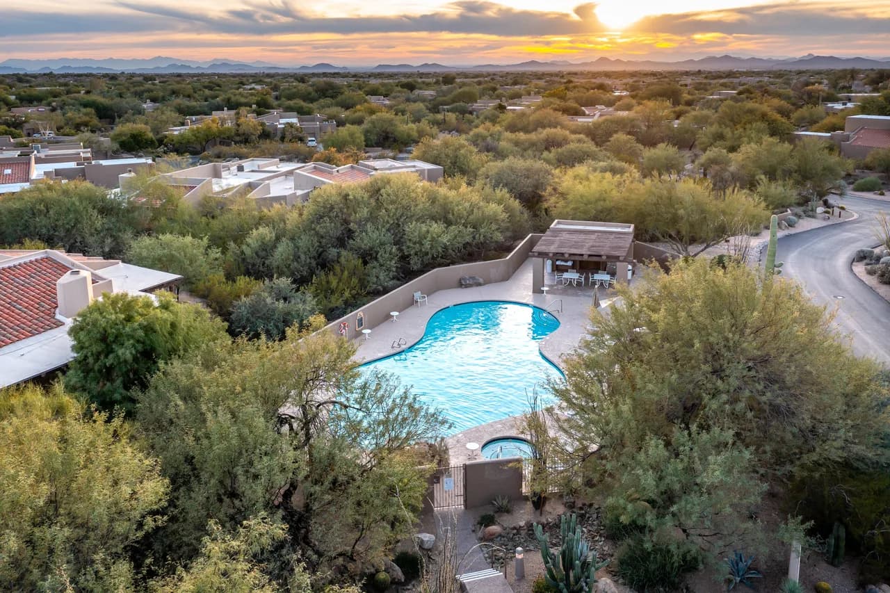 Exclusive Boulder's Retreat near Downtown Cave Creek, hiking, scenic views. photo 5
