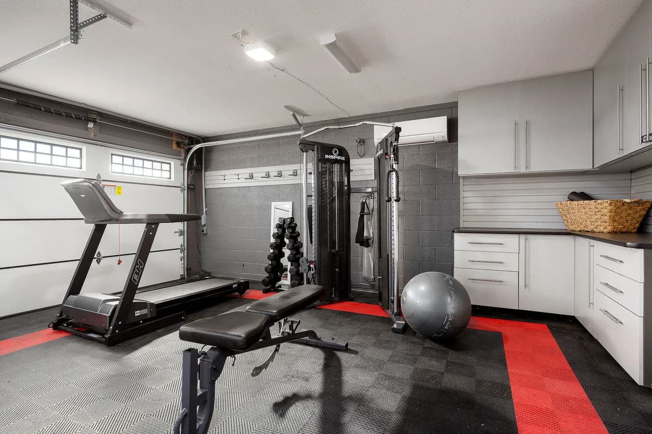 Outdoor retreat, games and fitness room make for Vacation Vibes!, foto 4
