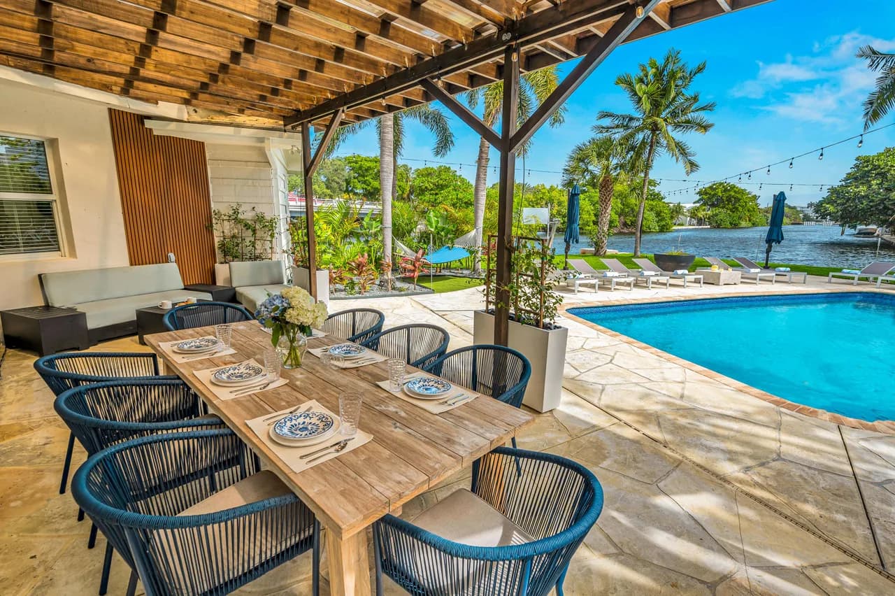 Waterfront Heated Pool Villa in Fort Lauderdale photo 3