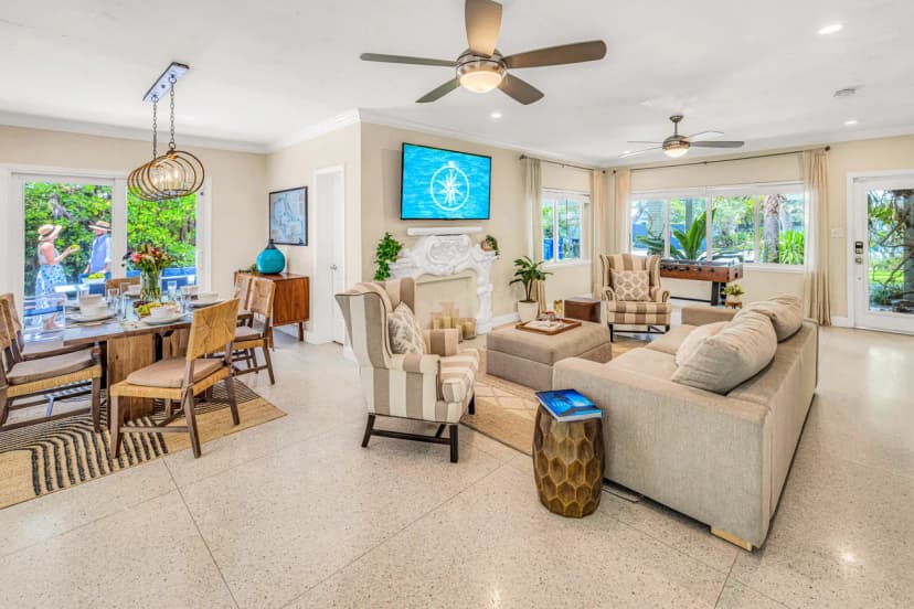 Heated Pool Villa Steps to Beach in Fort Lauderdale