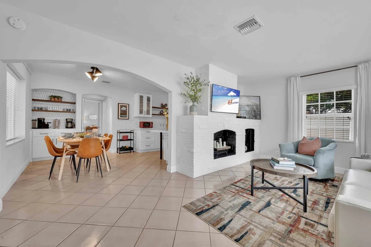 Charming Cottages with Pool in Fort Lauderdale photo 3