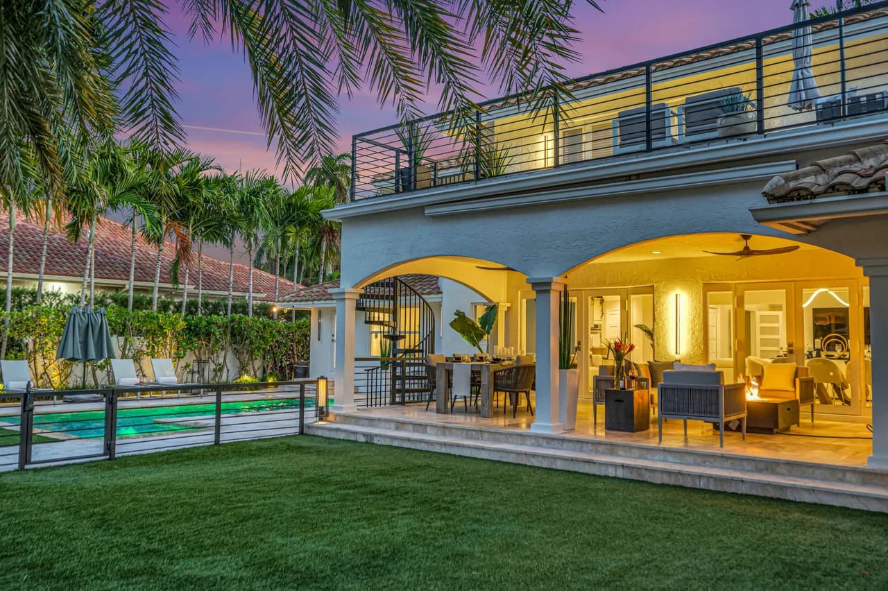 Waterfront Six Bedroom Villa in Nurmi Isles, foto 4