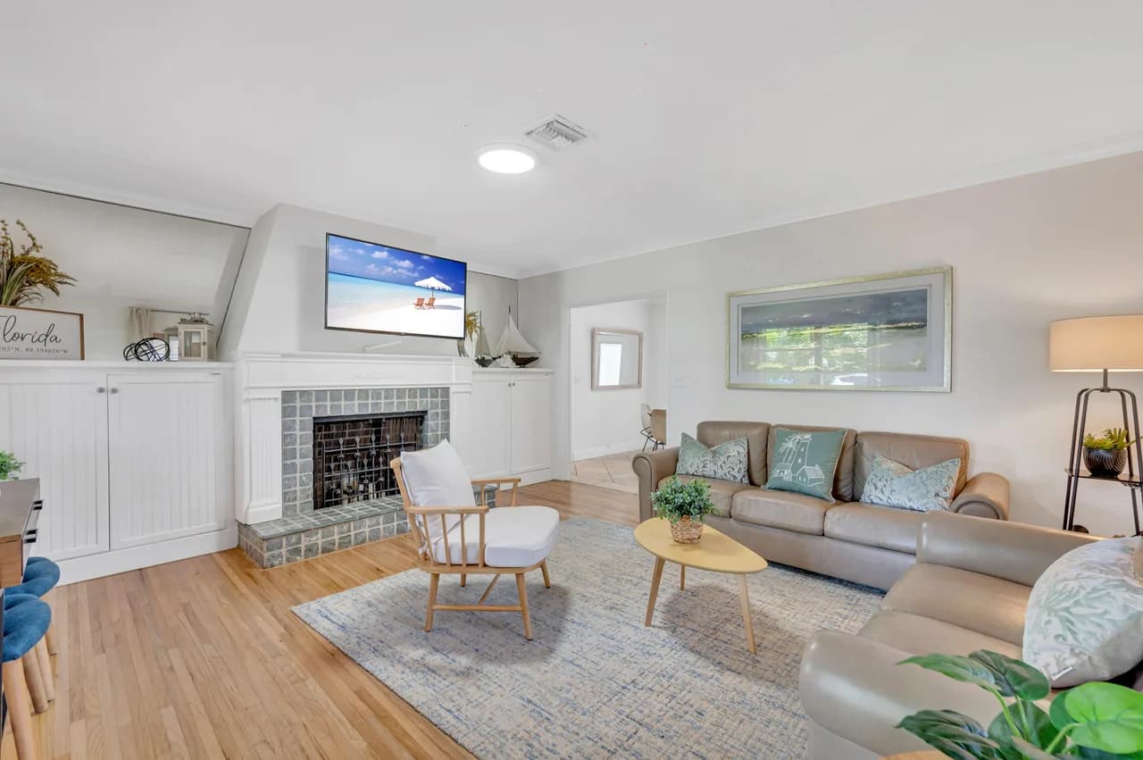 Heated Pool Cottage Steps from Beach in Fort Lauderdale, Foto 2