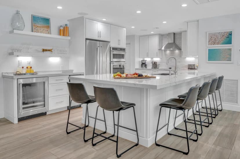 Coastal Style Villa in Fort Lauderdale