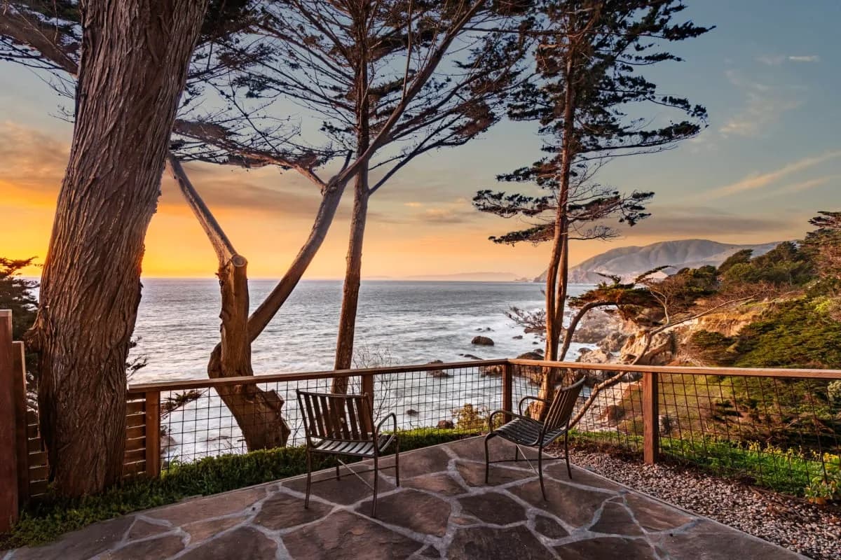 Ocean View Two Bedroom Villa in Montara California