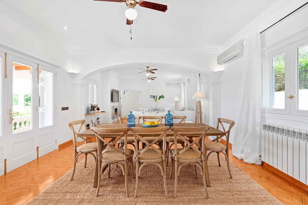 Elegant Swimming Pool Villa in Sa Pobla Mallorca, foto 4